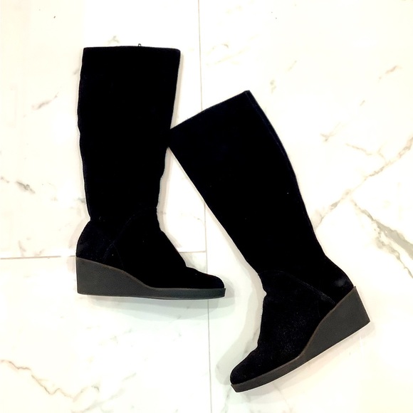 Comfy stylish tall boots on medium wedge heel 🖤🖤 - Picture 2 of 15